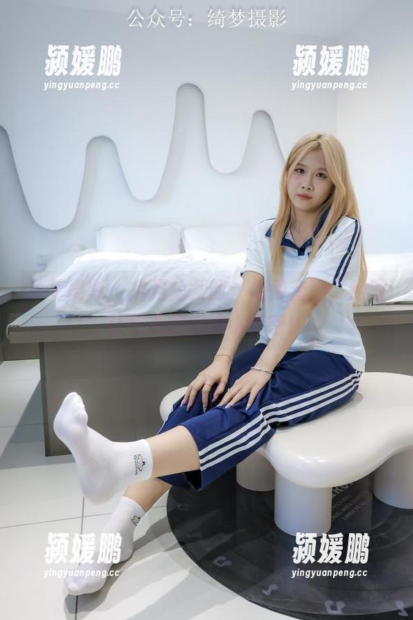 绮梦摄影 - 月月兔女郎：免费套图，绝对让你心痒痒的小秘密！