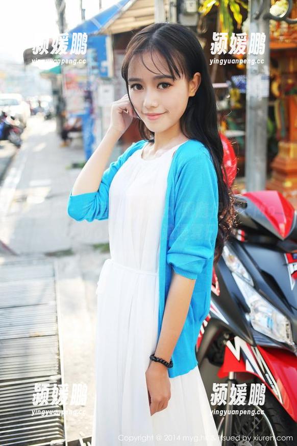美媛馆-伊小七MoMo 美媛馆 - 私房短裙合集:跟随伊小七MoMo步入一个浪漫夏日
