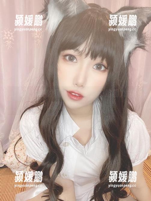 打破凡尔赛的风格，芋圆侑子路易九世礼服精选写真集！