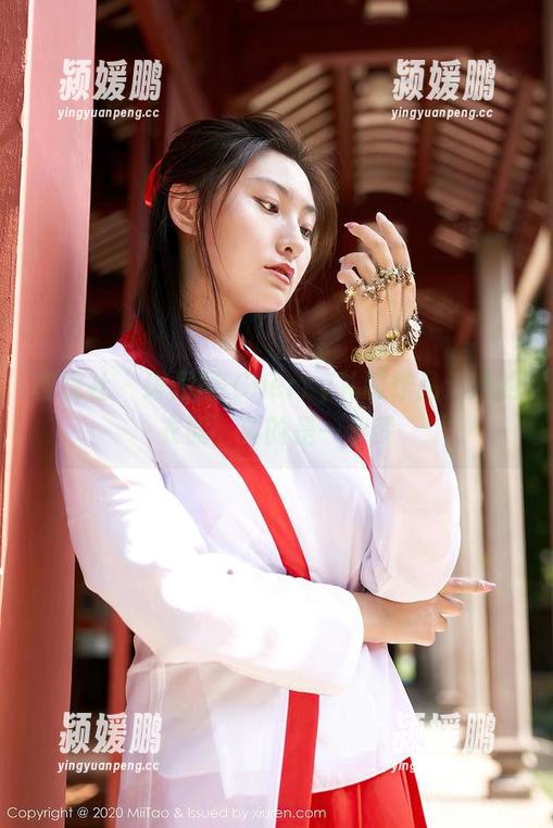 蜜桃社 - 绯月樱-Cherry礼服作品：她的衣橱，真的是一个梦