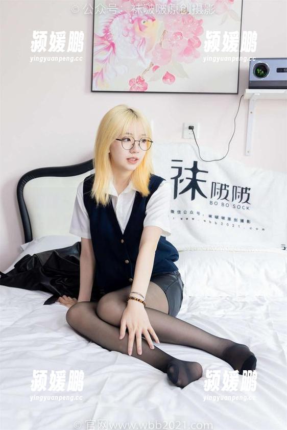 袜啵啵 - 小淳的板鞋在线：穿上去就能起飞的那种感觉，原图我先锁定你了！