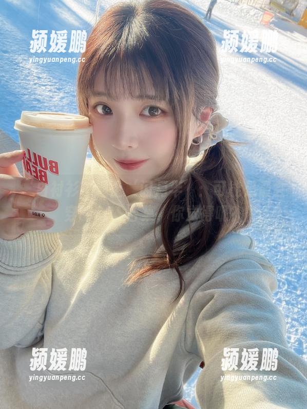 闪月半 ‘白衬衫’遇上‘闪月半’:可能是最会穿的COS合集,你觉得呢?